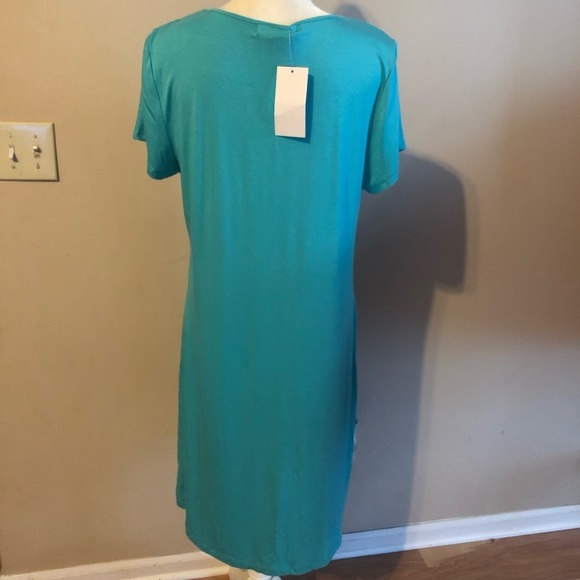 ⭐️Design History Embroidered Missy Dress - Picture 4 of 5